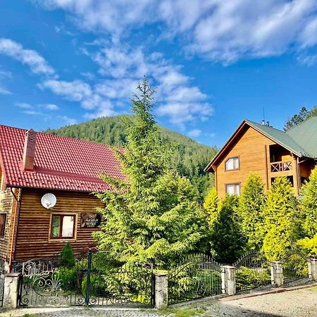 Villa Magnolia Tatariv Esterno foto